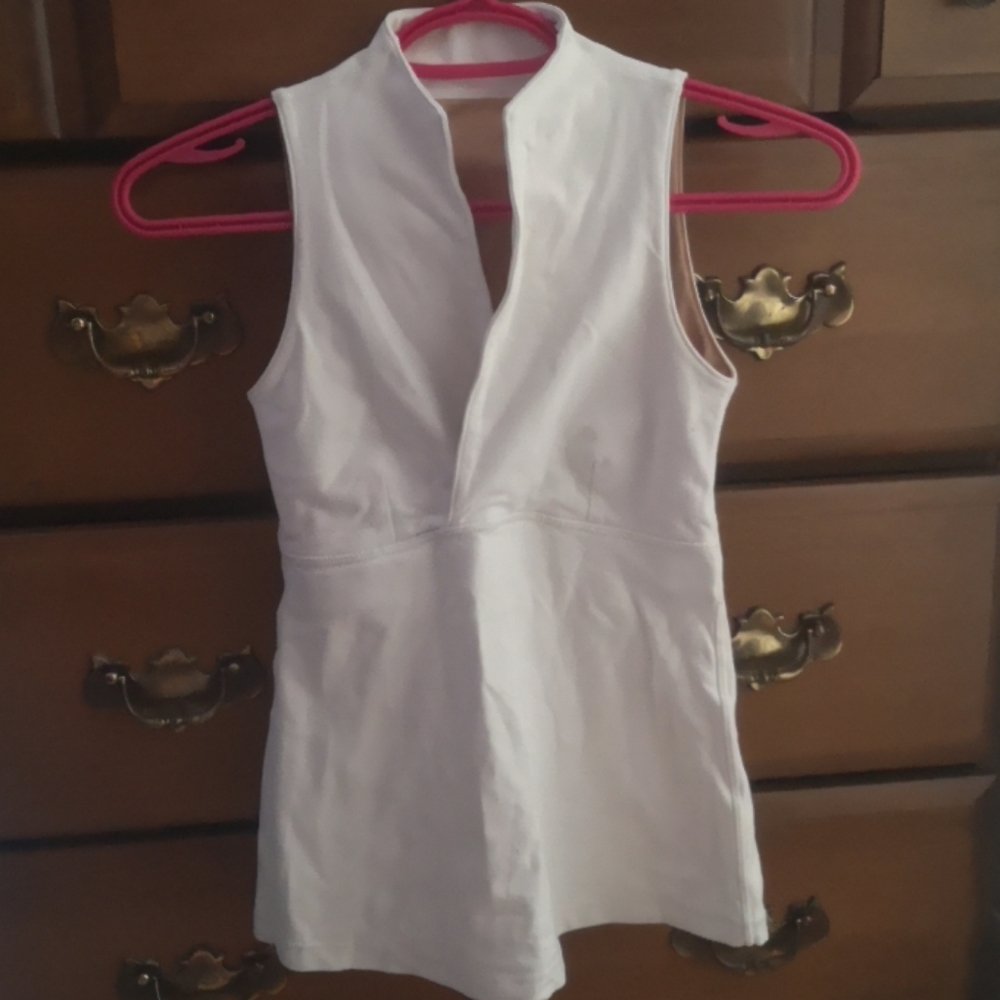 Lululemon top with built in bra